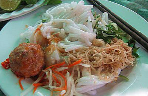 Lạ miệng với Bánh tằm bì