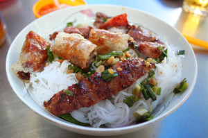 Bún thịt nướng ngon tuyệt