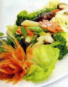Lạ miệng với Nui xào thập cẩm